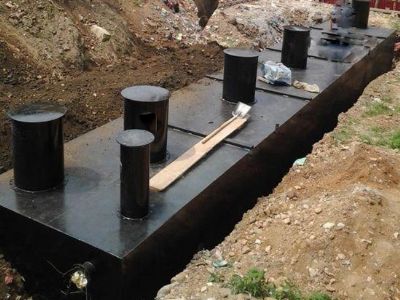 点击查看详细信息<br>标题：新疆奇台地埋式生活污水处理设备安装现场 阅读次数：3355